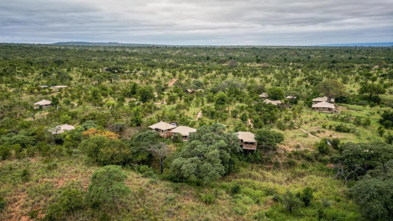 Olkeri Camp Hotell Olmotoni Eksteriør bilde
